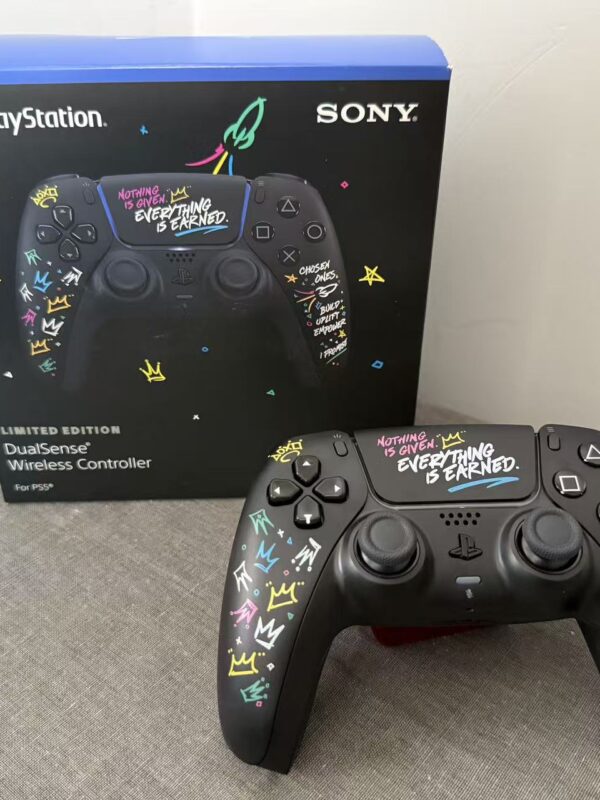 PS5 James controller