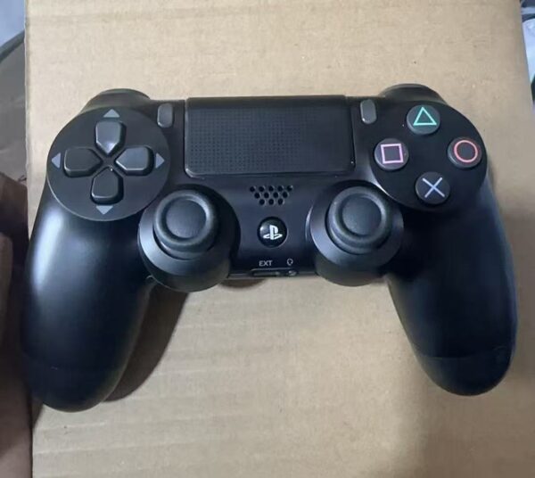 PS4 controller